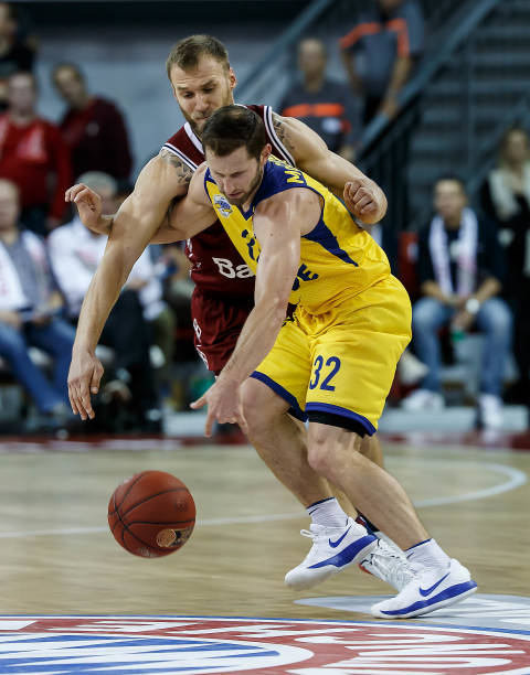 又巧妙地将 又巧妙地将